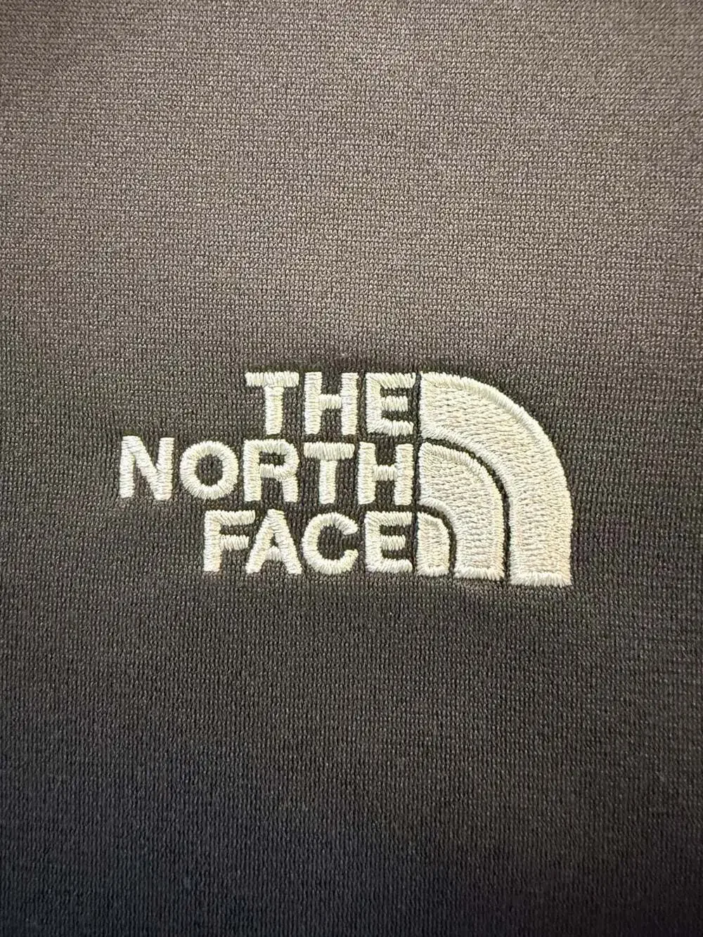 The North Face Men's Charcoal Quarter Zip Fleece Pullover 0683